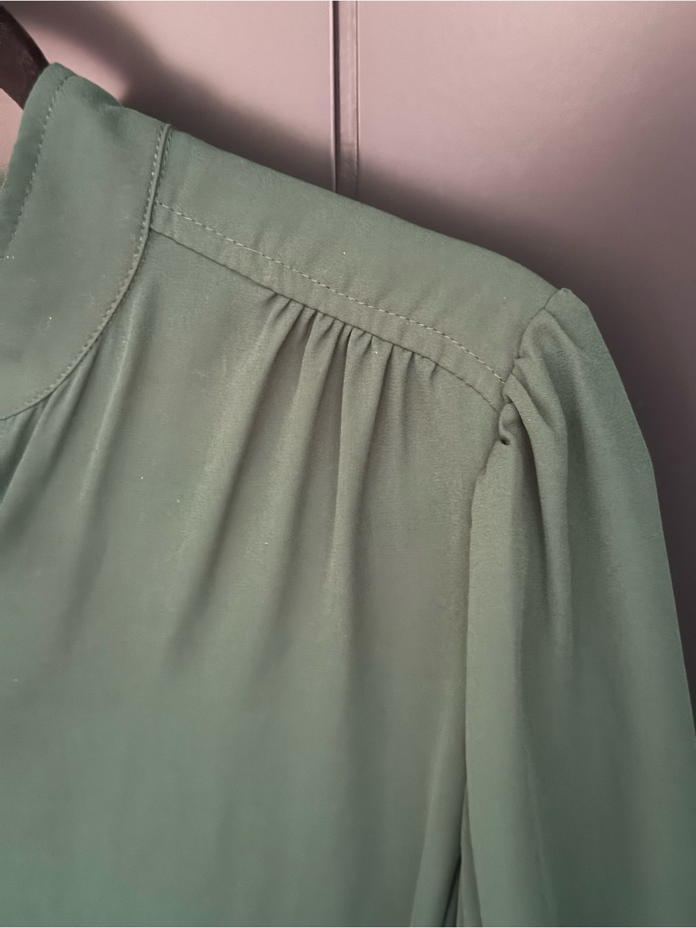 🌲 CeCe Women's 3/4 Sleeve Button Down Dark Forest Green Collar Blouse - Size L - Picture 10 of 12